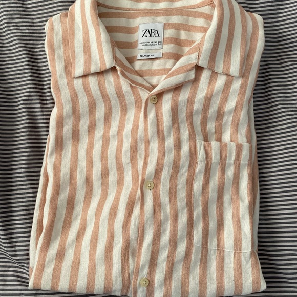 Zara Other - Zara Striped Pink & White Short Sleeved Button Down